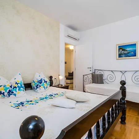 Palma- Two Bedroom With Terrace And Sea View 4 Appartamento Mlini