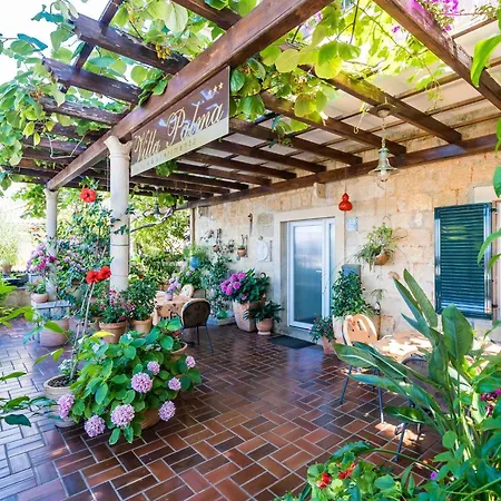 Апартаменты Palma- Two Bedroom With Terrace And Sea View 4 *