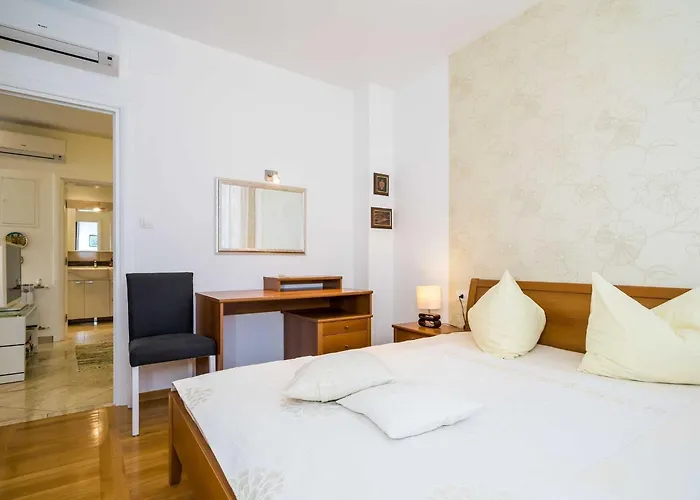 Palma- Two Bedroom With Terrace And Sea View 4 Апартаменты