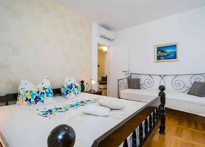 Palma- Two Bedroom With Terrace And Sea View 4 Апартаменты Млини