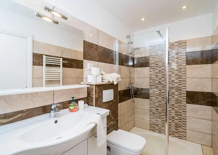 Palma- Two Bedroom With Terrace And Sea View 4